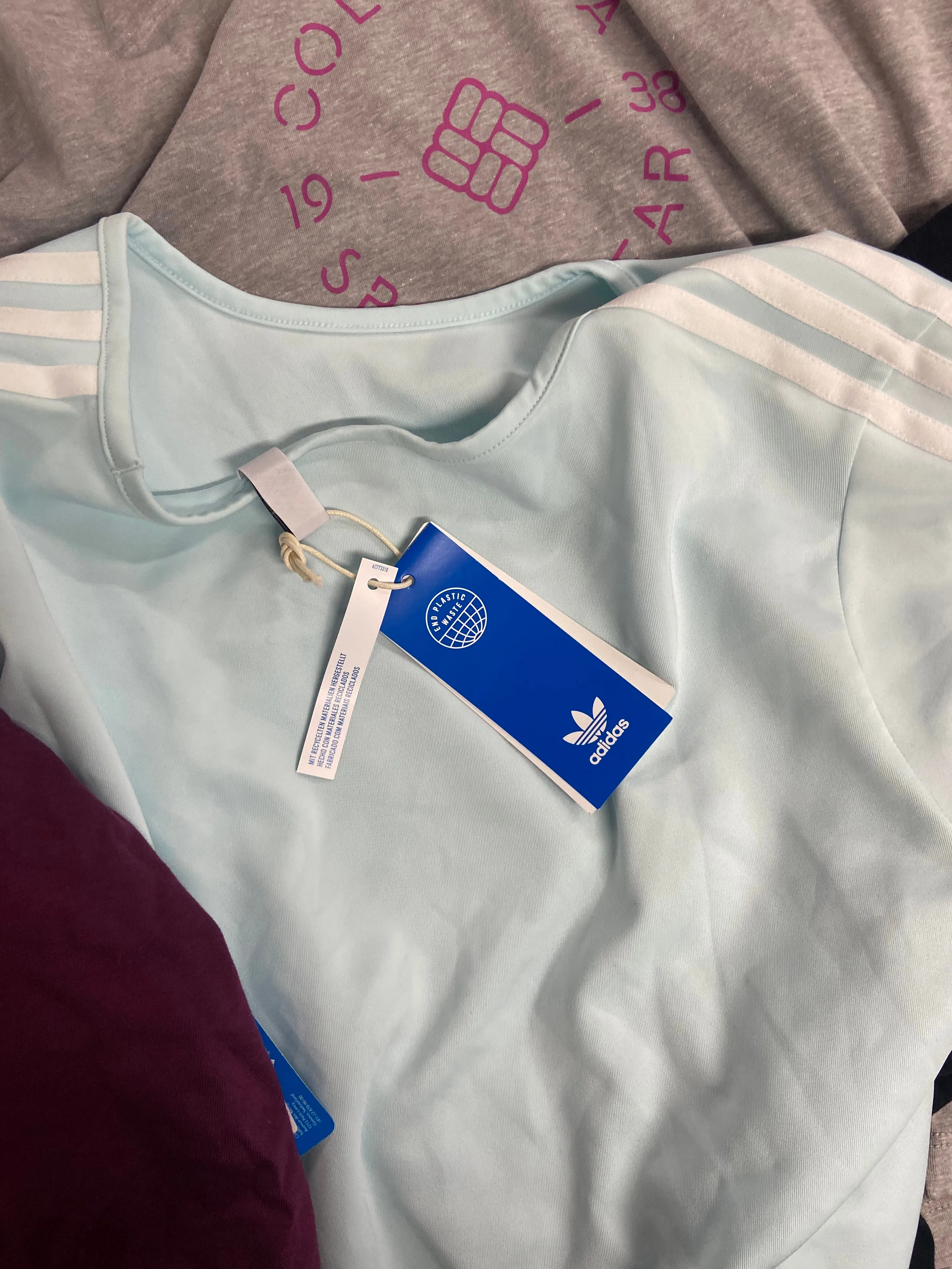 Women's Clothing Activewear Wholesale Lot, MARMOT, THE NORTH FACE, SKECHERS, COLUMBIA and more, 17 items, Shelf Pulls, MSRP $520